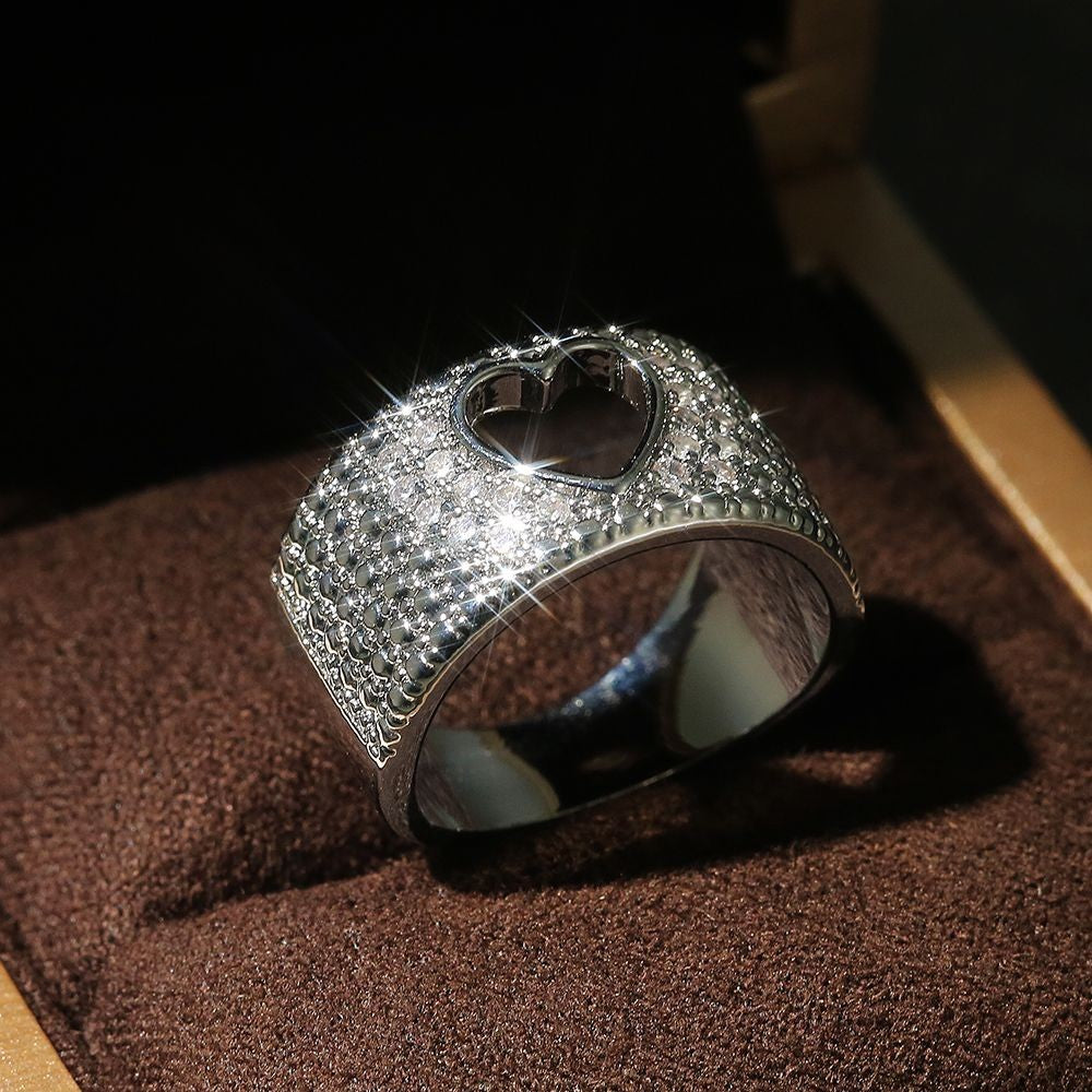 Huitan – Anel de Dedo com Design Vazado em Coração, Cristal Brilhante e Zircônia Cúbica, Joia Feminina para Festa ou Casamento.