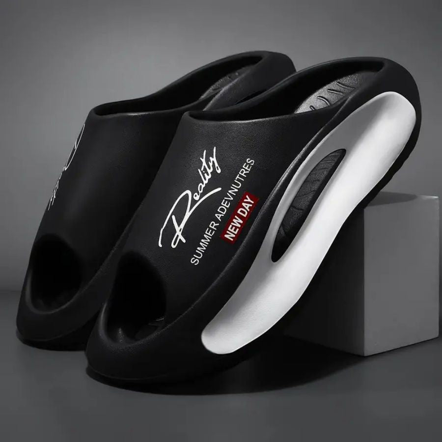 Chinelos unissex em EVA — modelo fashion, antiderrapante, ideal para casais! Disponível em 2 cores, do tamanho 36 ao 45. ??