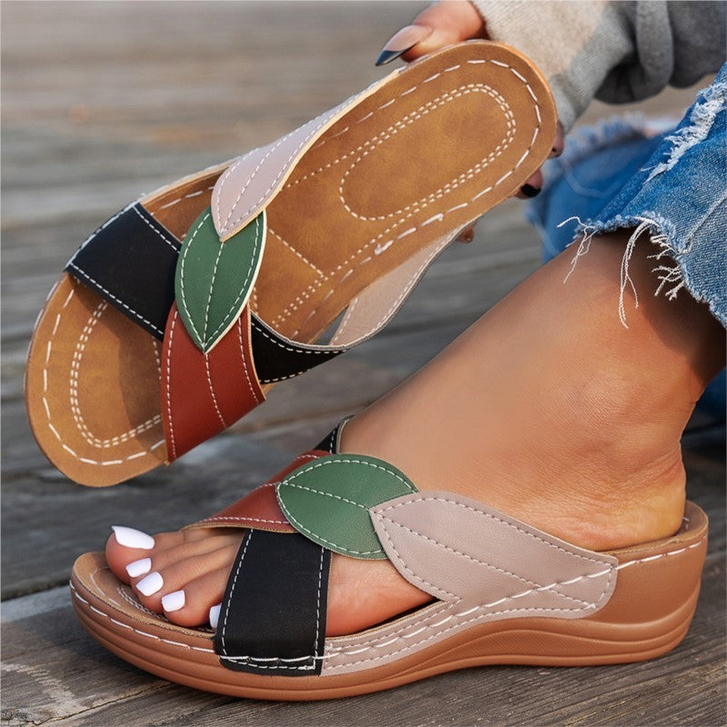 Sandálias femininas de verão, calçado antiderrapante, sapatos de festa, slides, sandálias de cunha, chinelos para senhoras e mulheres.