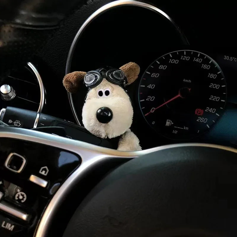Transforme o interior do seu carro com esta adorável decoração! Cachorro de Pelúcia