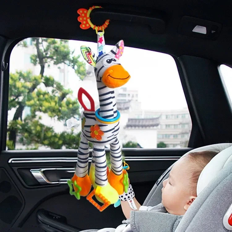Girafa e zebra de pelúcia macias com sinos e chocalhos, ideal para o desenvolvimento do bebê. Brinquedo com mordedor, perfeito para presentear recém-nascidos.