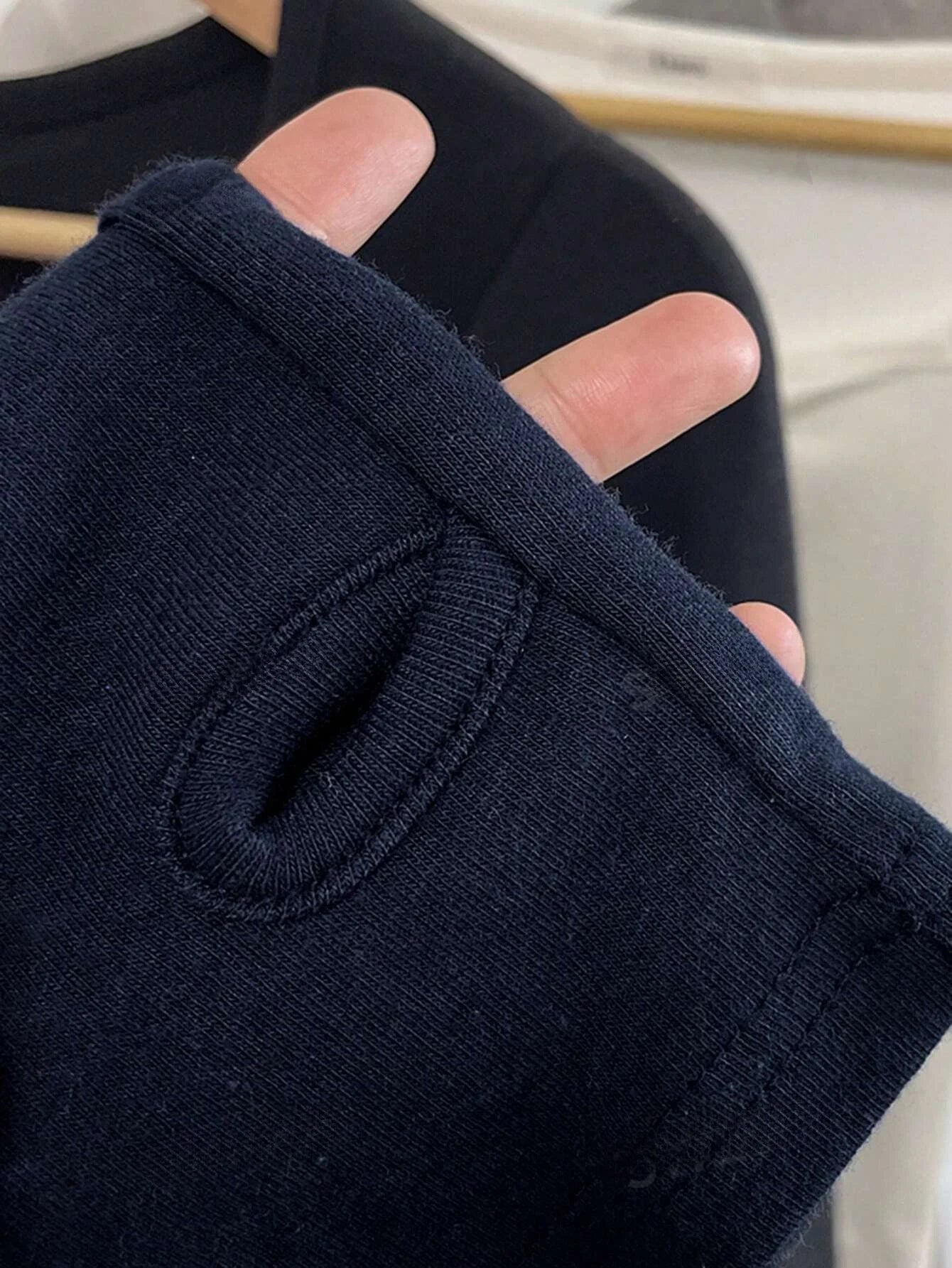 Camisetas femininas de manga longa – Camisas básicas justas com decote em V, sexy e na moda para o outono.