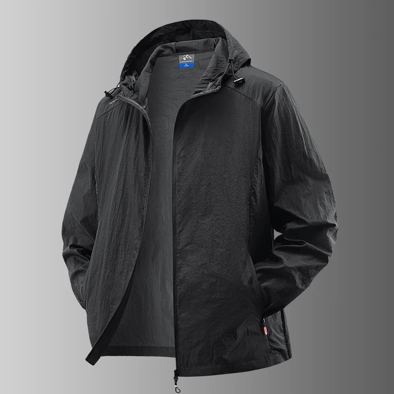Jaqueta masculina à prova d'água para o verão, ideal para caminhadas, pesca e ciclismo. Com capuz, leve e com proteção solar.
