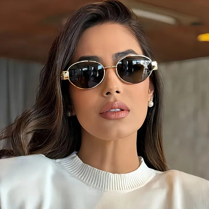 Novos Óculos de Sol Ovais para Mulheres e Homens Óculos de sol clássicos com armação de metal, na moda.