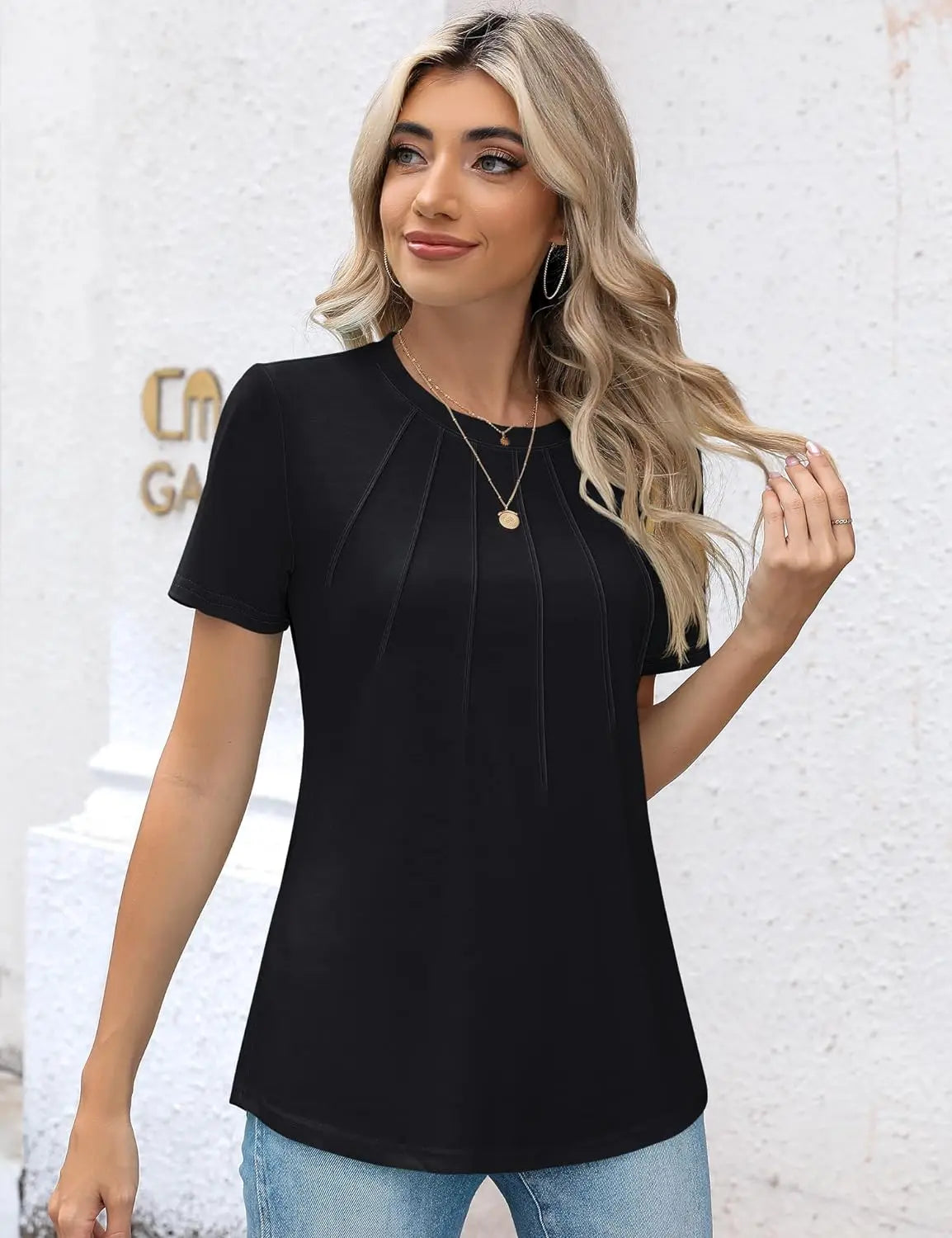 Blusas femininas casuais com gola redonda e mangas curtas plissadas