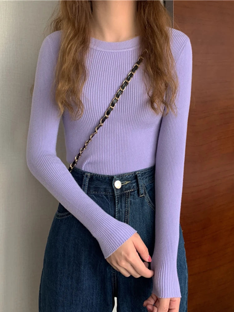 Nova blusa feminina 2025 para outono e inverno, manga longa, pulôver básico com pescoço elástico e estilo sólido em malha jumper.