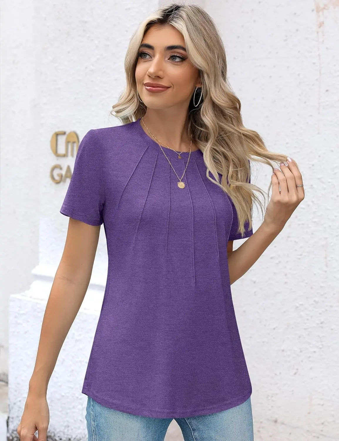 Blusas femininas casuais com gola redonda e mangas curtas plissadas