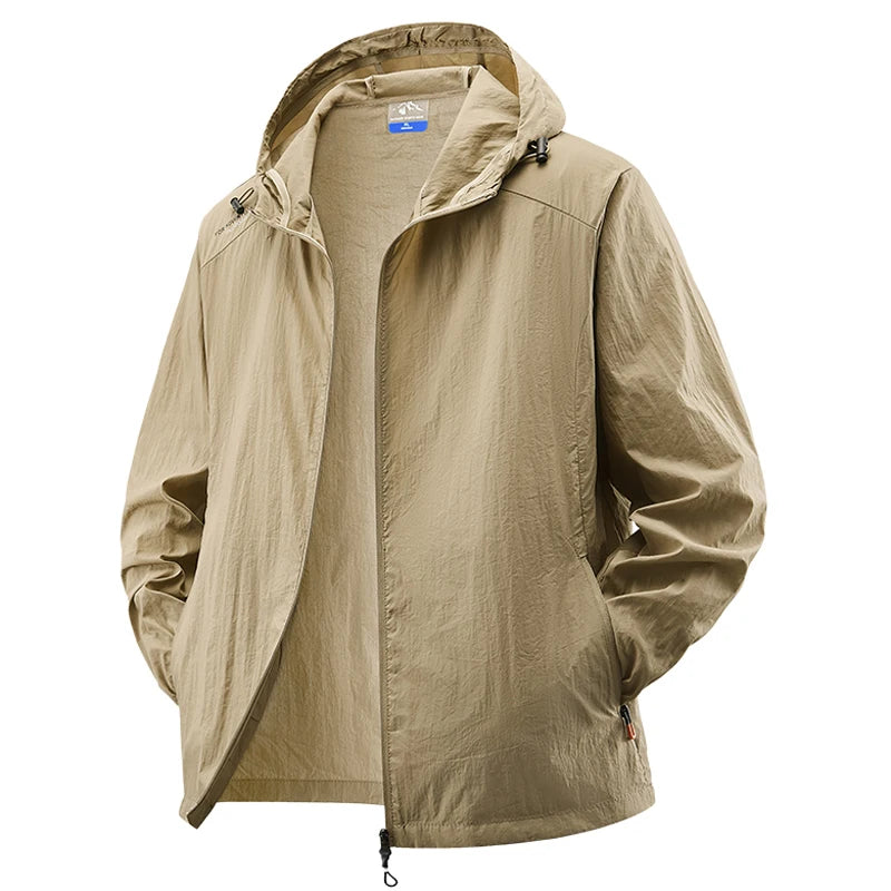 Jaqueta masculina à prova d'água para o verão, ideal para caminhadas, pesca e ciclismo. Com capuz, leve e com proteção solar.