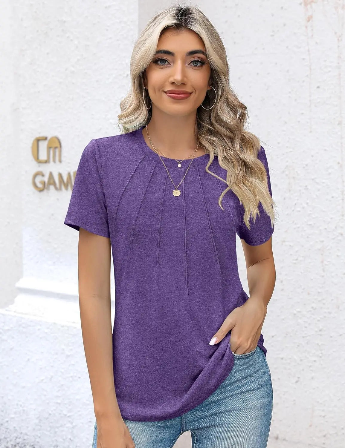 Blusas femininas casuais com gola redonda e mangas curtas plissadas