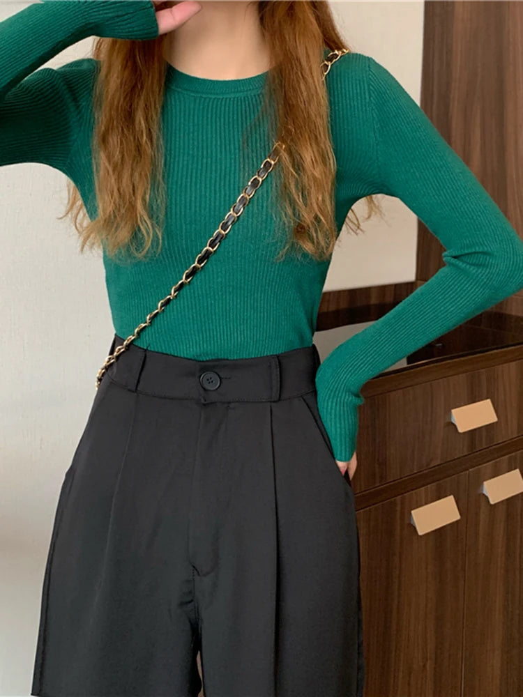 Nova blusa feminina 2025 para outono e inverno, manga longa, pulôver básico com pescoço elástico e estilo sólido em malha jumper.