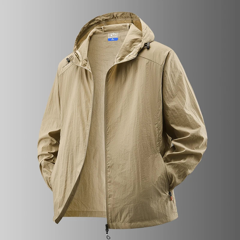 Jaqueta masculina à prova d'água para o verão, ideal para caminhadas, pesca e ciclismo. Com capuz, leve e com proteção solar.