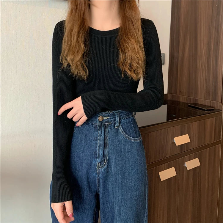 Nova blusa feminina 2025 para outono e inverno, manga longa, pulôver básico com pescoço elástico e estilo sólido em malha jumper.