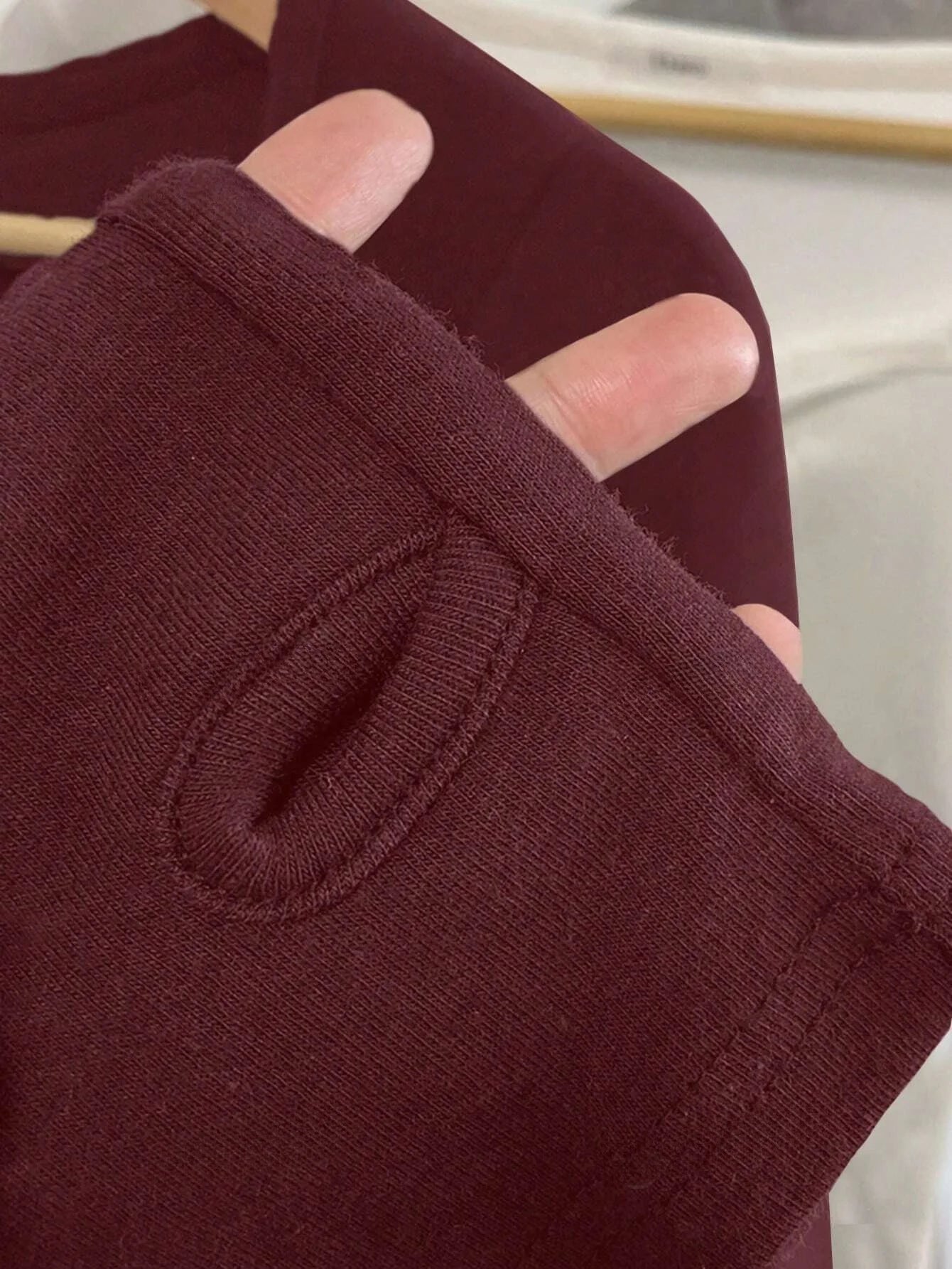 Camisetas femininas de manga longa – Camisas básicas justas com decote em V, sexy e na moda para o outono.