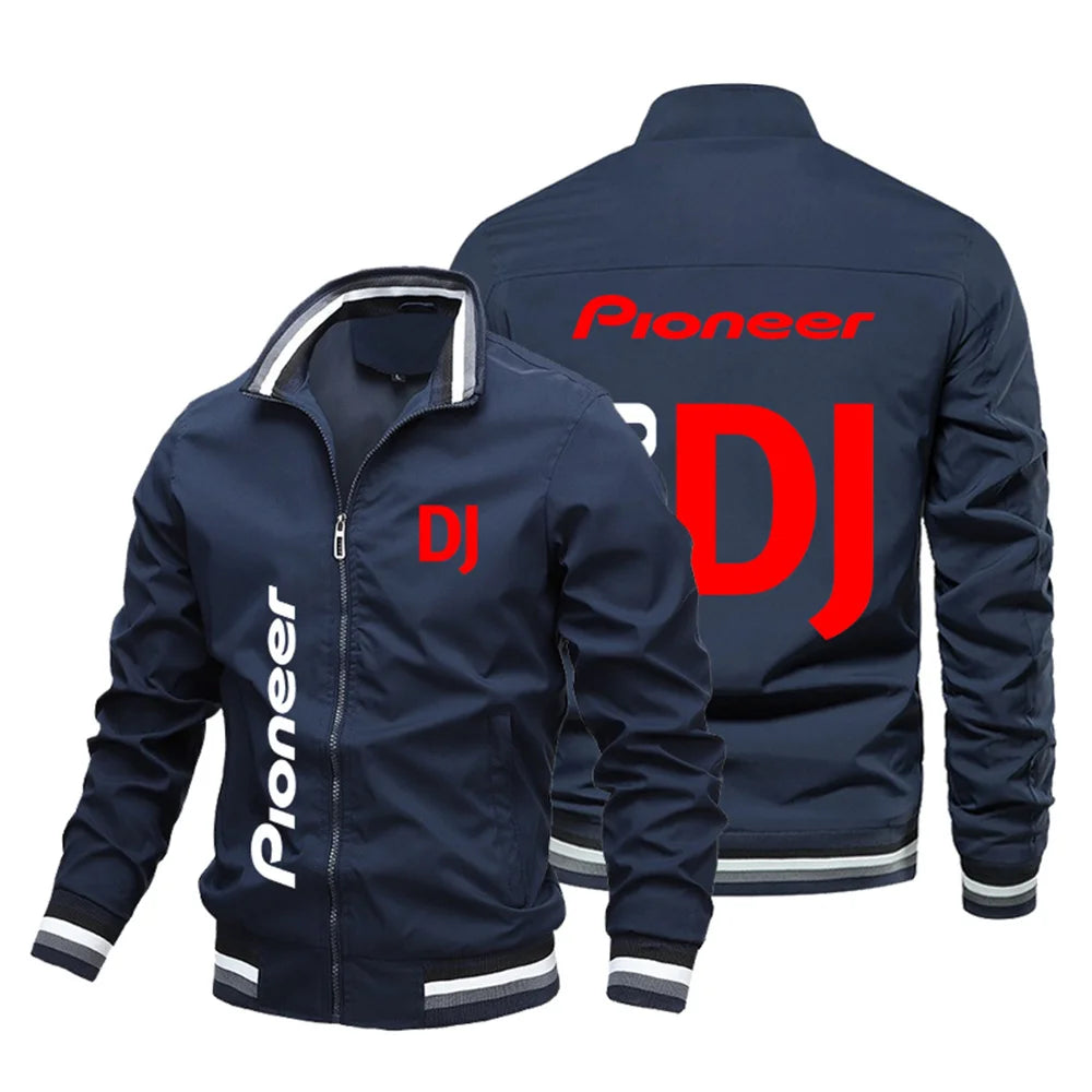 Jaquetas de beisebol masculinas e femininas com logotipos, roupas de piloto e ofertas especiais do DJ pioneiro do festival de música sazonal.