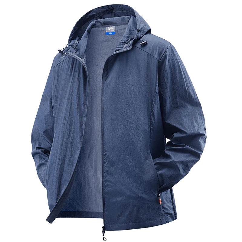 Jaqueta masculina à prova d'água para o verão, ideal para caminhadas, pesca e ciclismo. Com capuz, leve e com proteção solar.