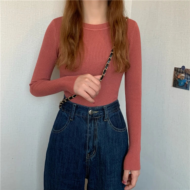 Nova blusa feminina 2025 para outono e inverno, manga longa, pulôver básico com pescoço elástico e estilo sólido em malha jumper.