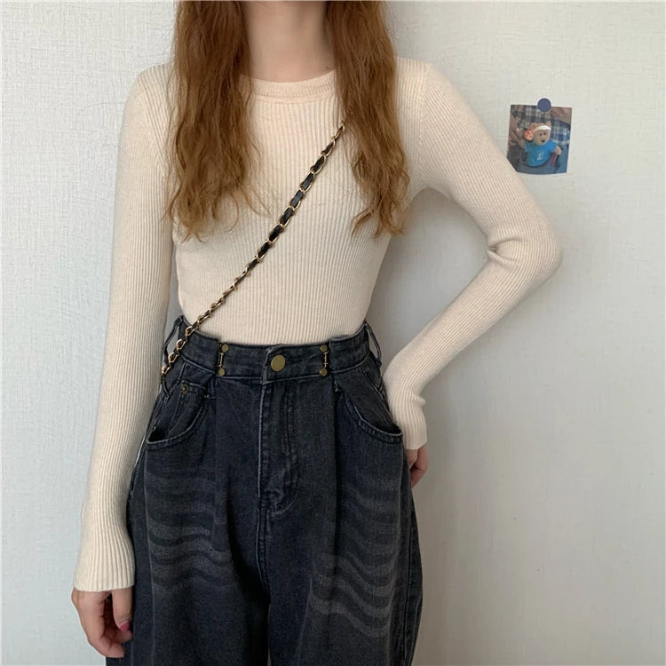 Nova blusa feminina 2025 para outono e inverno, manga longa, pulôver básico com pescoço elástico e estilo sólido em malha jumper.