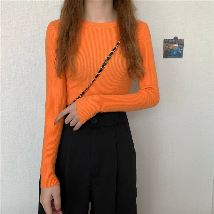 Nova blusa feminina 2025 para outono e inverno, manga longa, pulôver básico com pescoço elástico e estilo sólido em malha jumper.