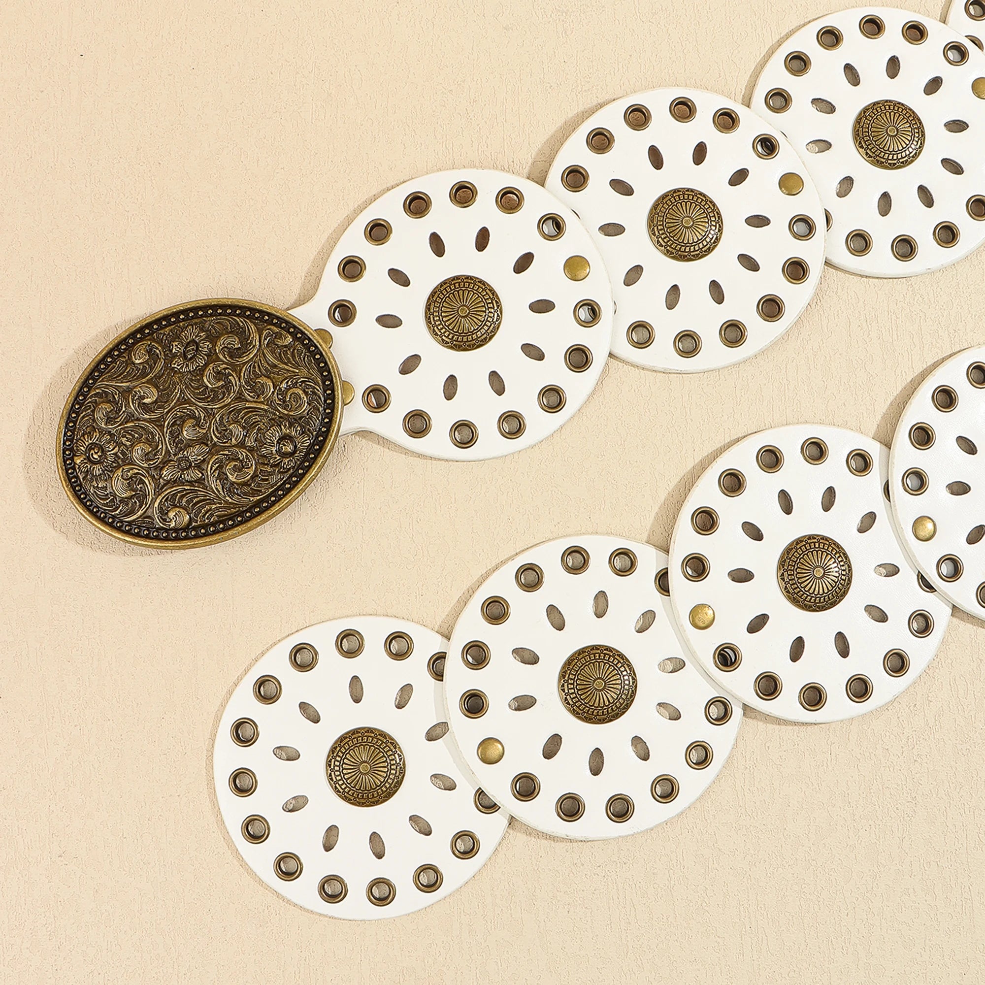 Novo rebite peça redonda cinto estilo étnico para mulheres vintage com saia ca