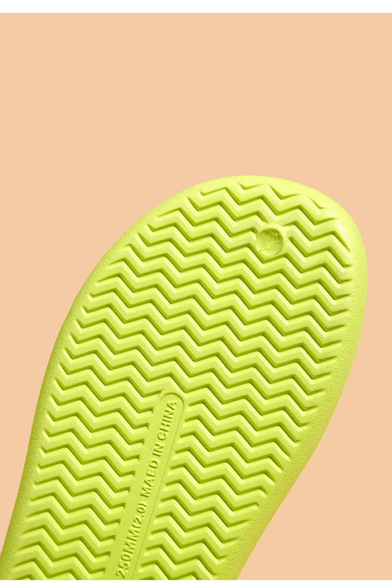 Chinelos Femininos: Chinelos Planos Leves e Confortáveis em EVA Respirável, Estilo Férias, Praia, Chuveiro, Verão, Disponíveis em 5 Cores, Tamanhos 36-41.