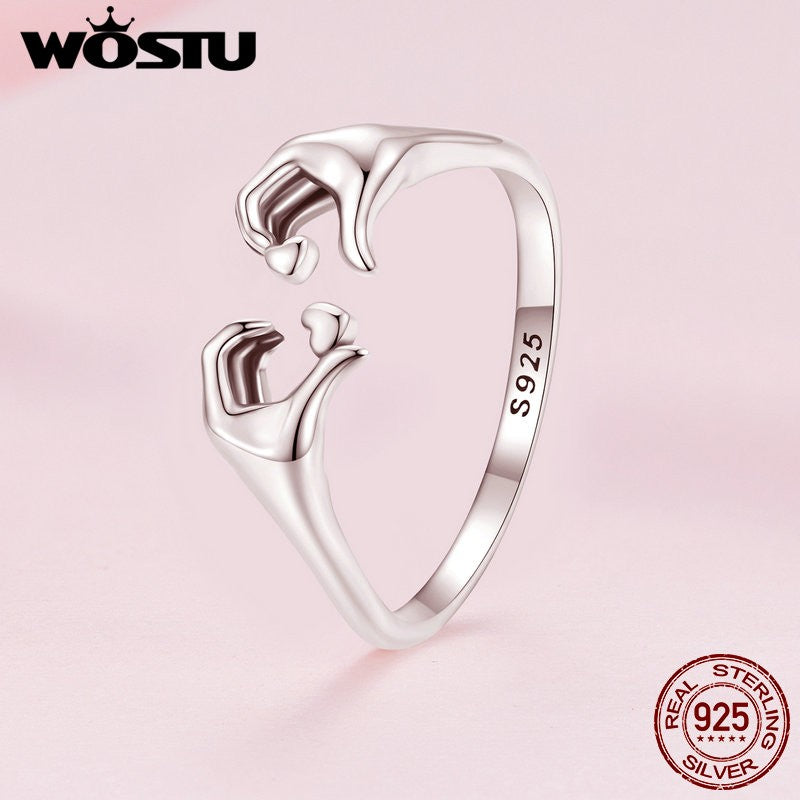 Anel WOSTU em Prata Esterlina 925 – Símbolo de Amor e União!