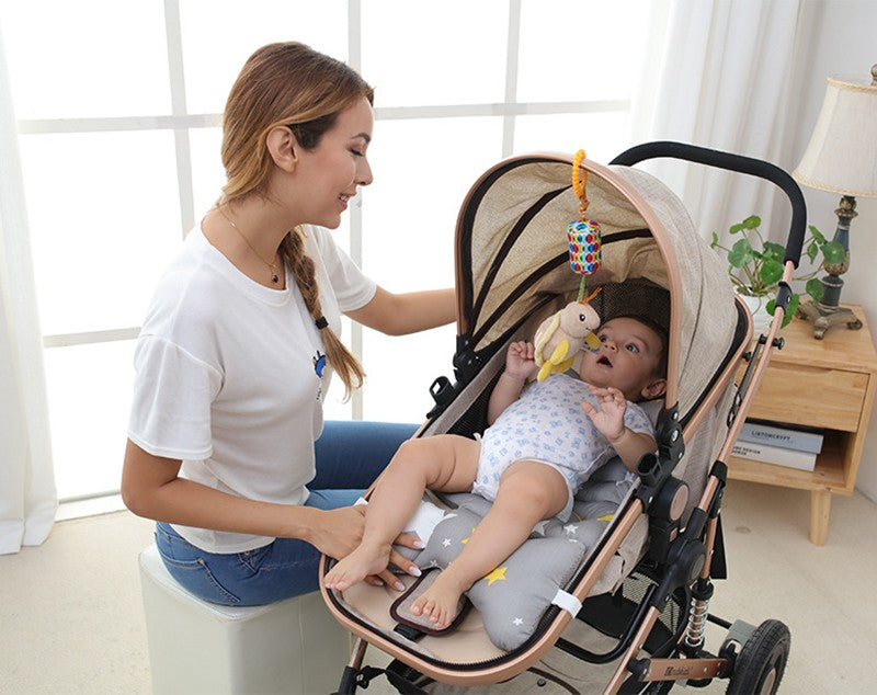 Brinquedo de pelúcia pendurado para carrinho , chocalho educativo com animais fofos, ideal para bebês de 0 a 12 meses