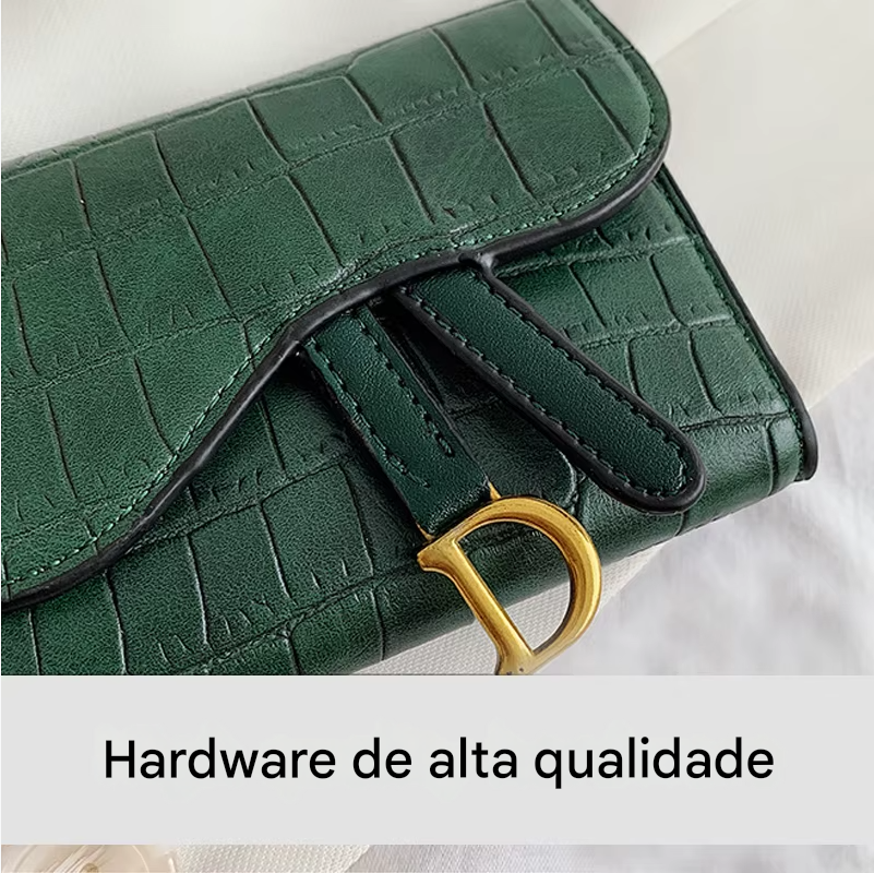 Nova Carteira Pequena Feminina 2023! Edição Coreana com Relevo de Crocodilo Design Exclusivo em Forma de D com Fivela Zero!