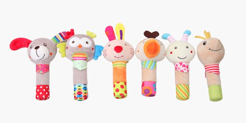 Bebê chocalho de pelúcia animal, móbile educativo e divertido para berço — ideal para recém-nascidos de 0 a 12 meses!