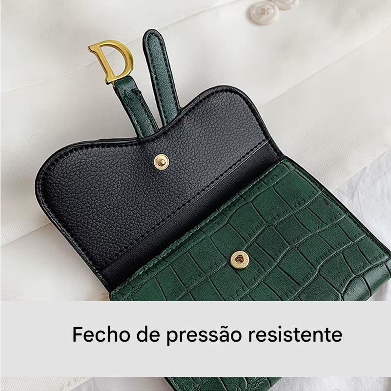 Nova Carteira Pequena Feminina 2023! Edição Coreana com Relevo de Crocodilo Design Exclusivo em Forma de D com Fivela Zero!