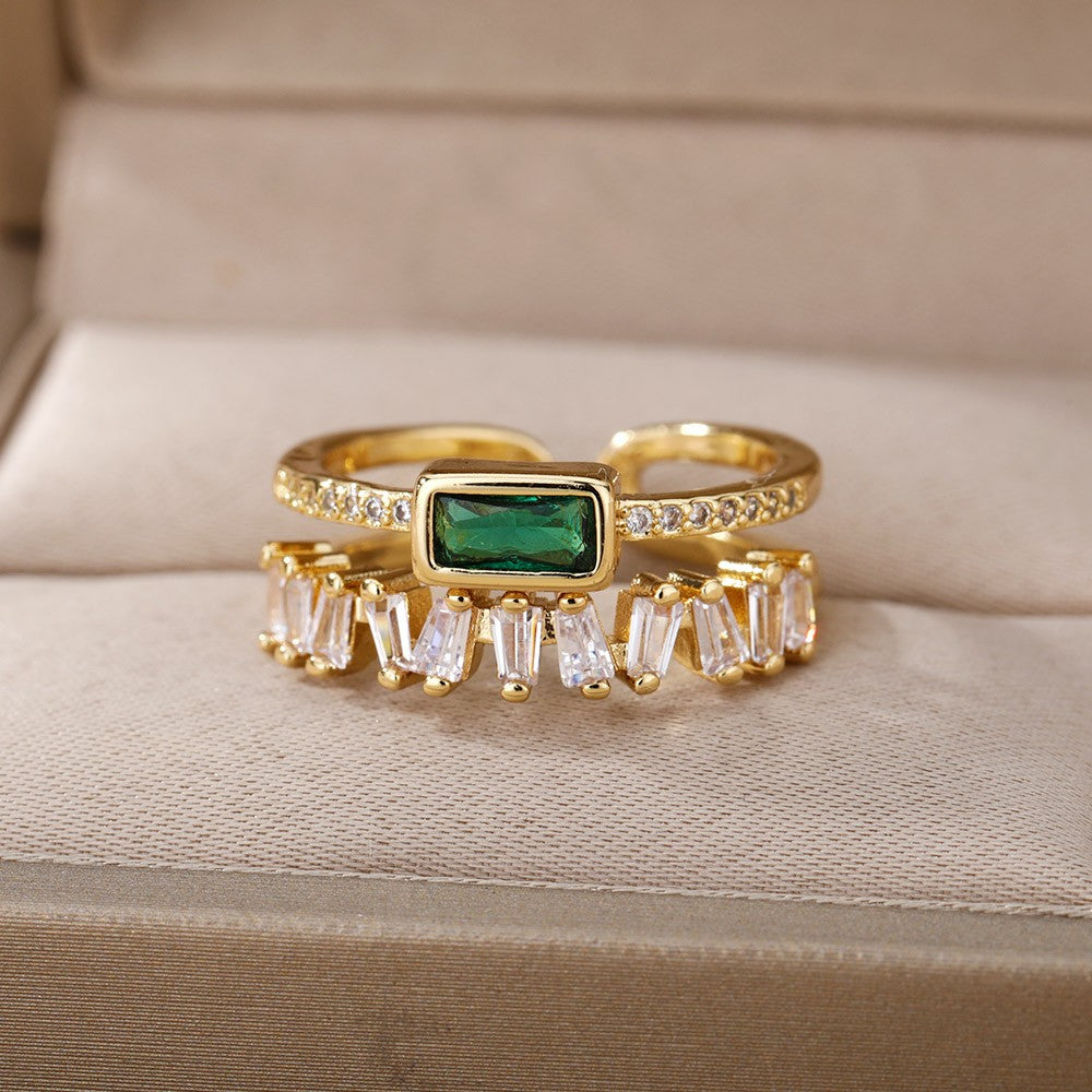 Anel de Zircão Verde Clássico ? | Design Irregular em Camada Dupla ? | Aço Inoxidável Banhado a Ouro ? | Ajustável, Ideal para Casamento ?