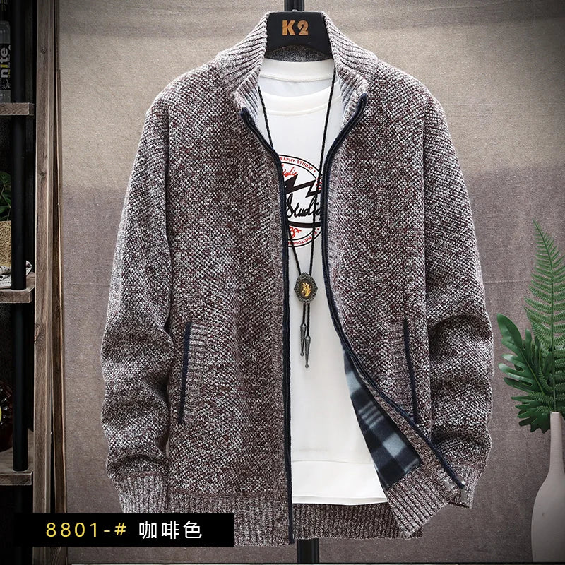 Blusas de lã masculinas para outono e inverno, com zíper. Este cardigan coreano é quente e esportivo, perfeito para os meses frios. Disponível em marrom, é uma peça versátil para o guarda-roupa masculino.