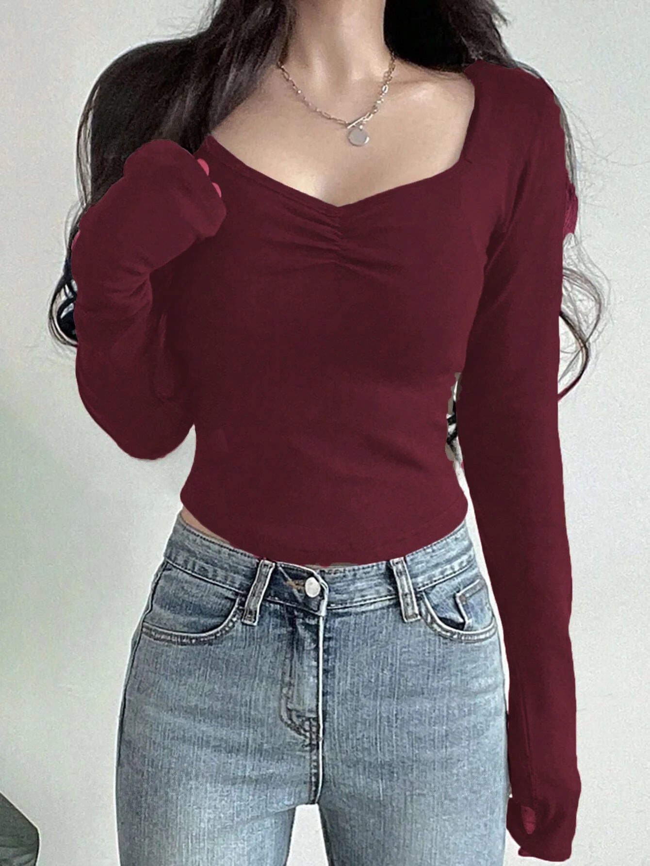 Camisetas femininas de manga longa – Camisas básicas justas com decote em V, sexy e na moda para o outono.