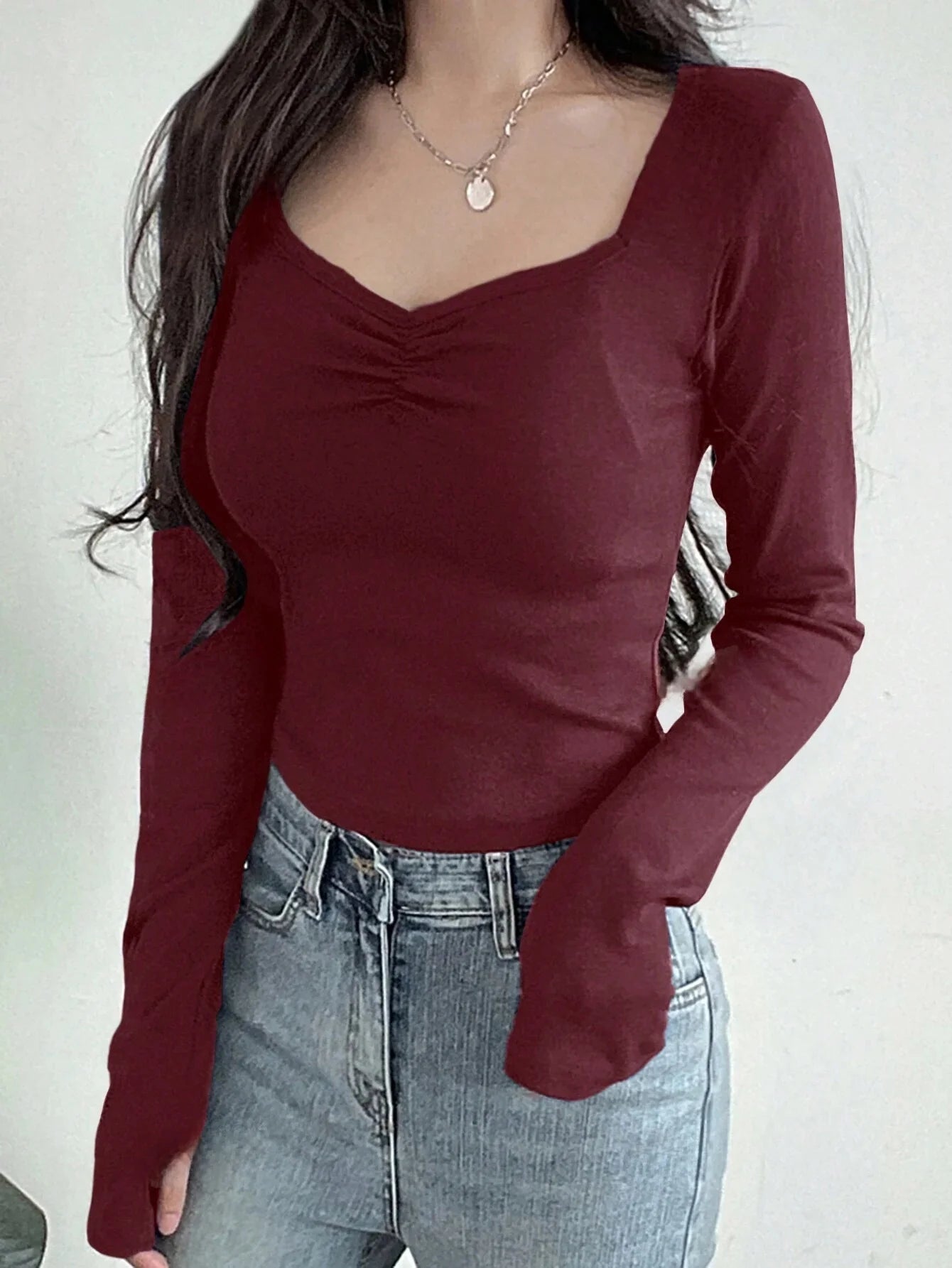 Camisetas femininas de manga longa – Camisas básicas justas com decote em V, sexy e na moda para o outono.