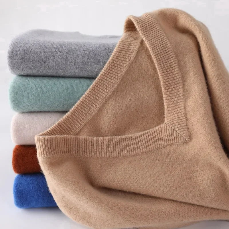 Blusa de caxemira macia masculina, ideal para outono e inverno, com decote em V e ajuste confortável, perfeita para looks casuais e de negócios.