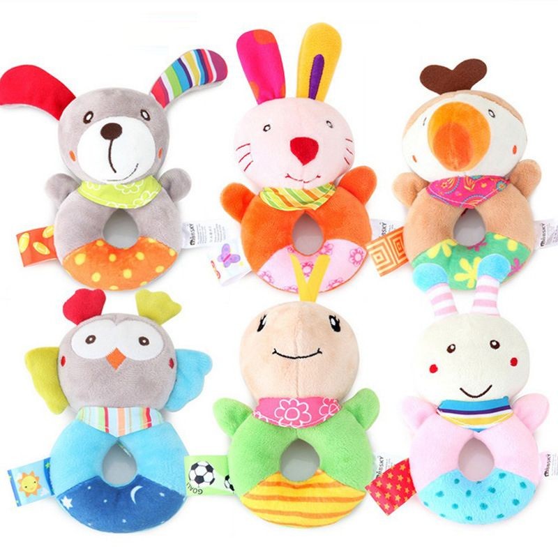 Bebê chocalho de pelúcia animal, móbile educativo e divertido para berço — ideal para recém-nascidos de 0 a 12 meses!