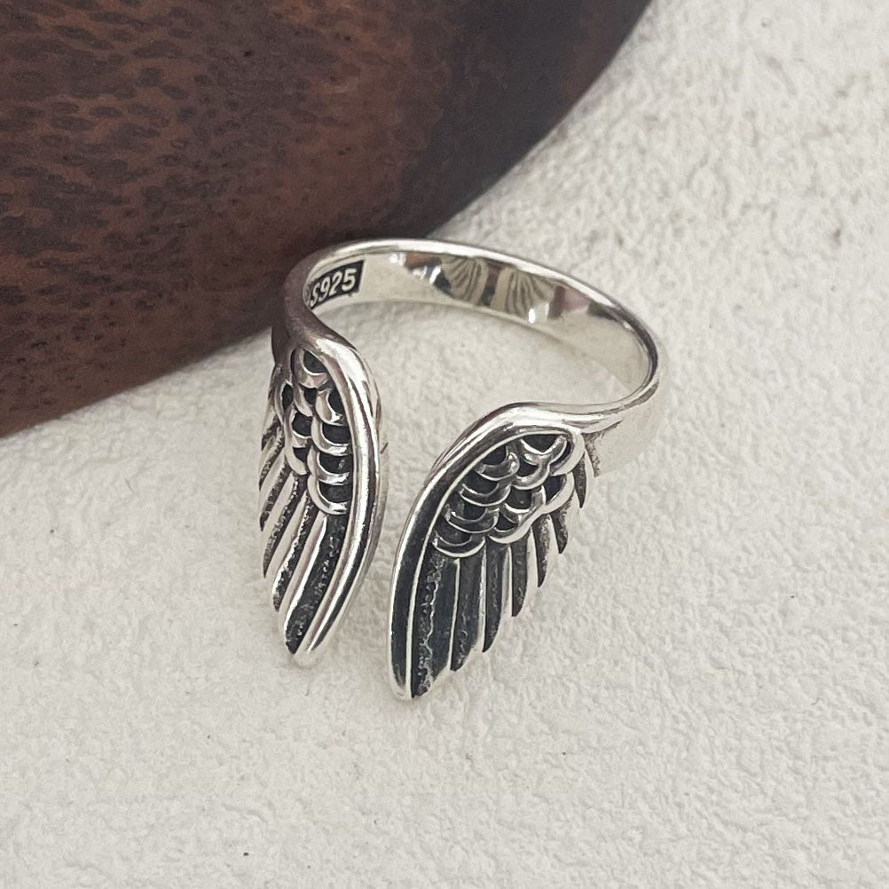 Anel Ajustável Aberto em Prata Esterlina 925 – Design de Asa, Joia Fina para Mulheres e Homens, Ideal para Festa, Presente ou Aniversário.
