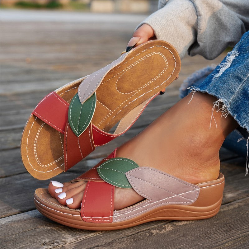 Sandálias femininas de verão, calçado antiderrapante, sapatos de festa, slides, sandálias de cunha, chinelos para senhoras e mulheres.