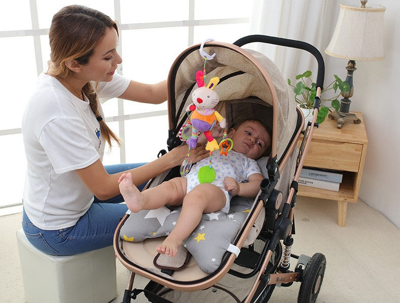 Brinquedo de pelúcia pendurado para carrinho , chocalho educativo com animais fofos, ideal para bebês de 0 a 12 meses